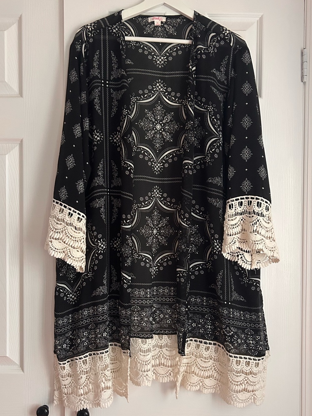 Bohemian Black & Cream Crochet-Trim Kimono Jacket/Beach Coverup